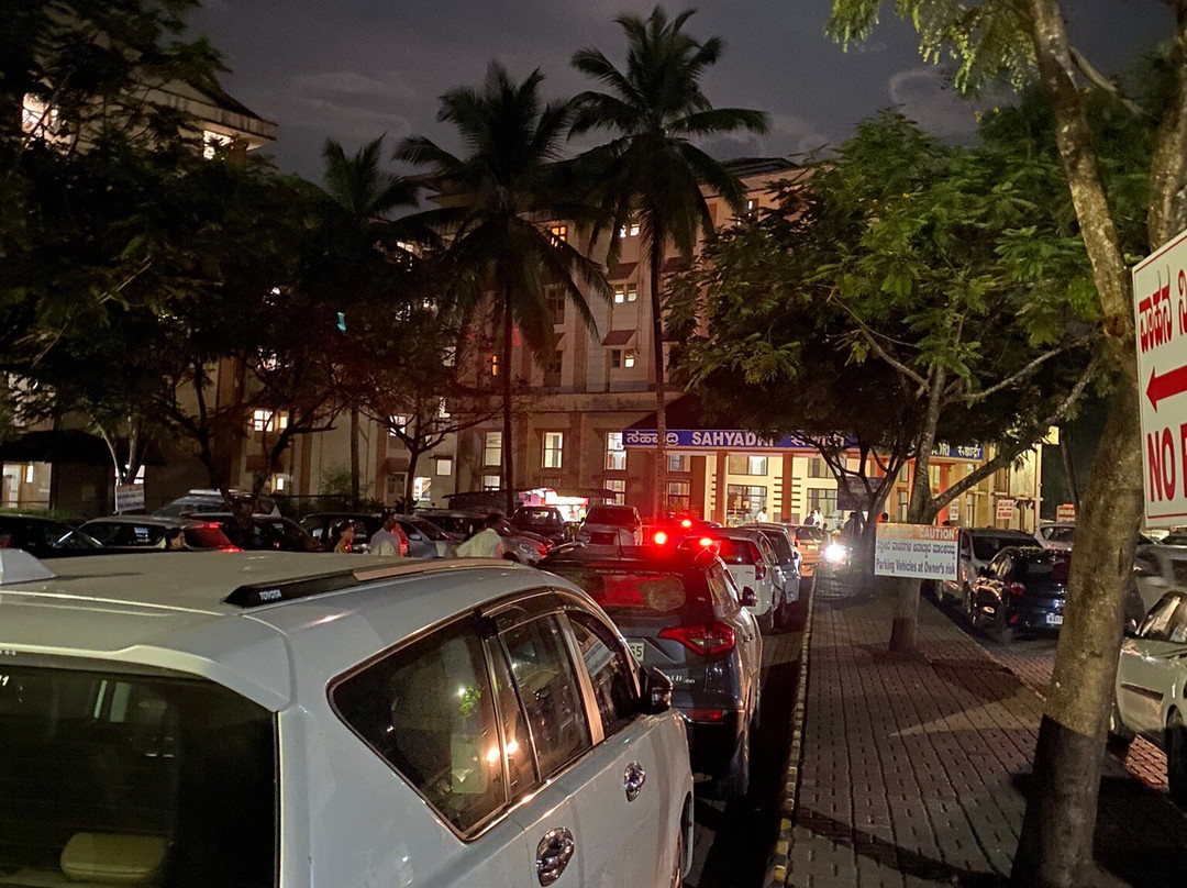 Sahyadri Guest House主图