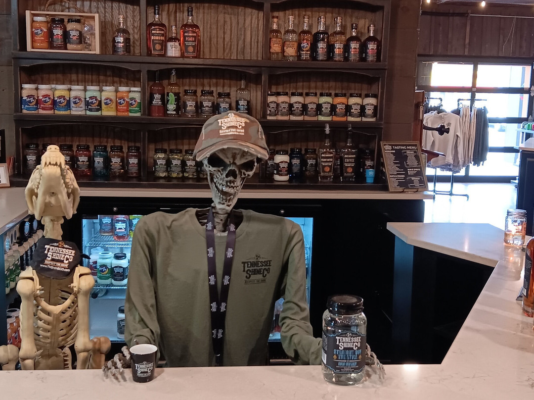 Tennessee Shine Company -sevierville-塞维尔维尔必去景点