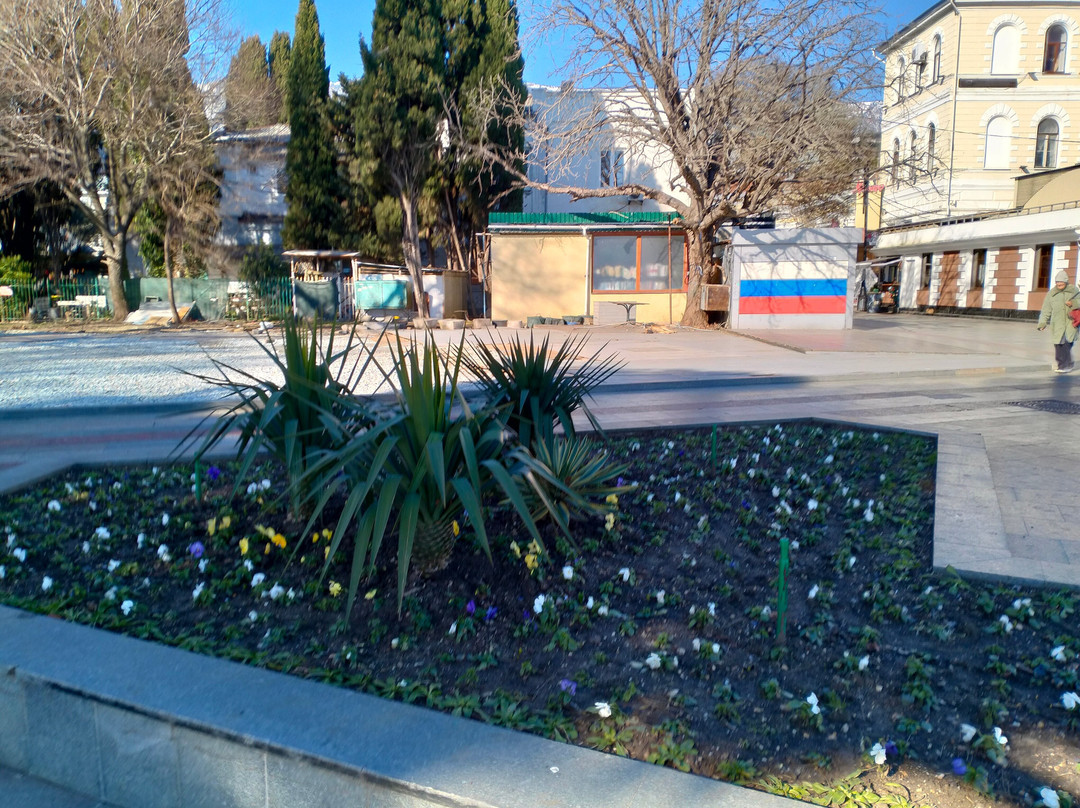 Lenin Embankment-雅尔达必去景点