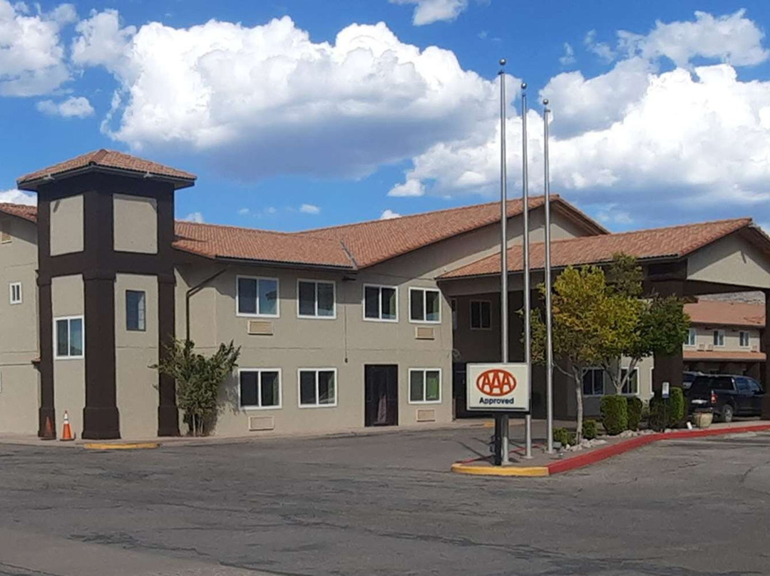 格兰茨品质套房酒店主图