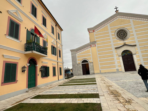 Visiter l'Albanie-地拉那必去景点