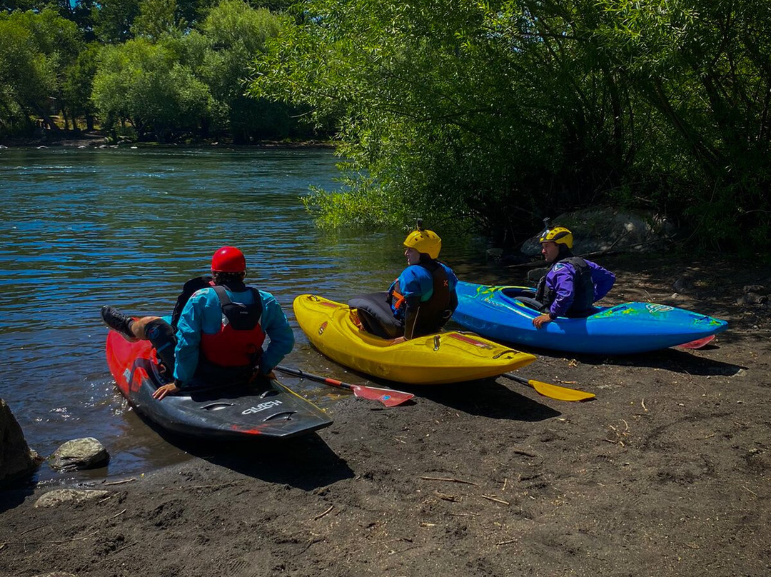 Nomade Austral-普孔必去景点