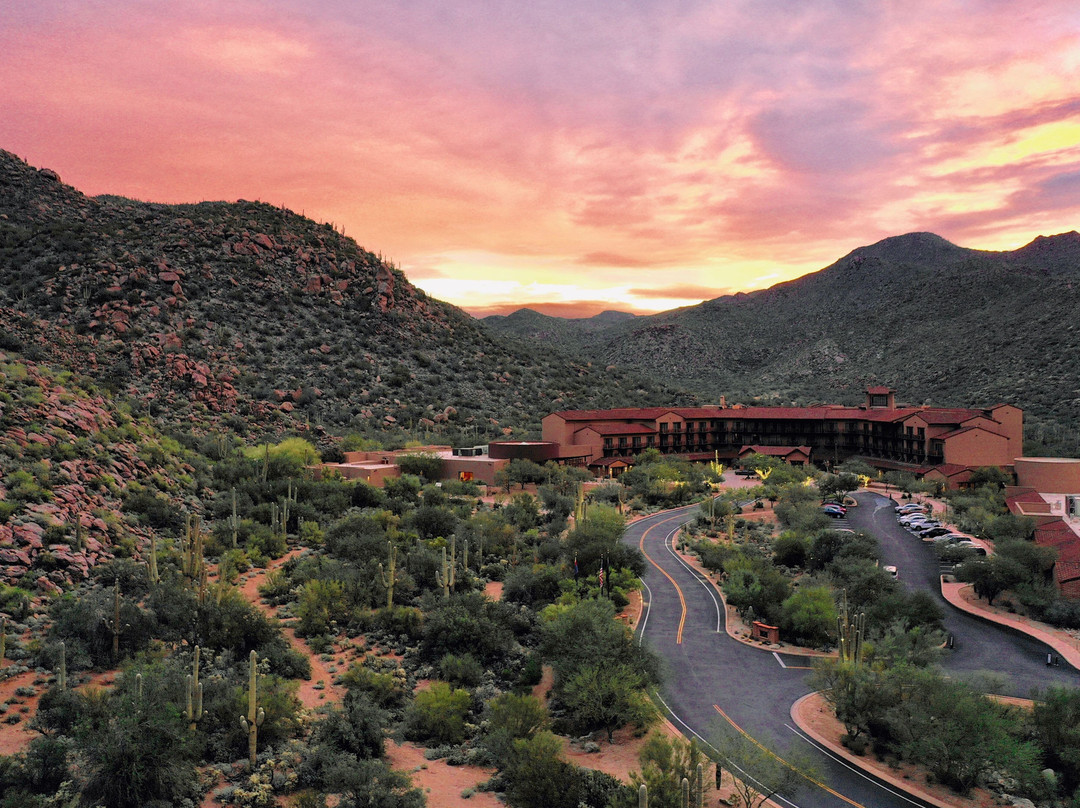 德芙山丽思卡尔顿酒店