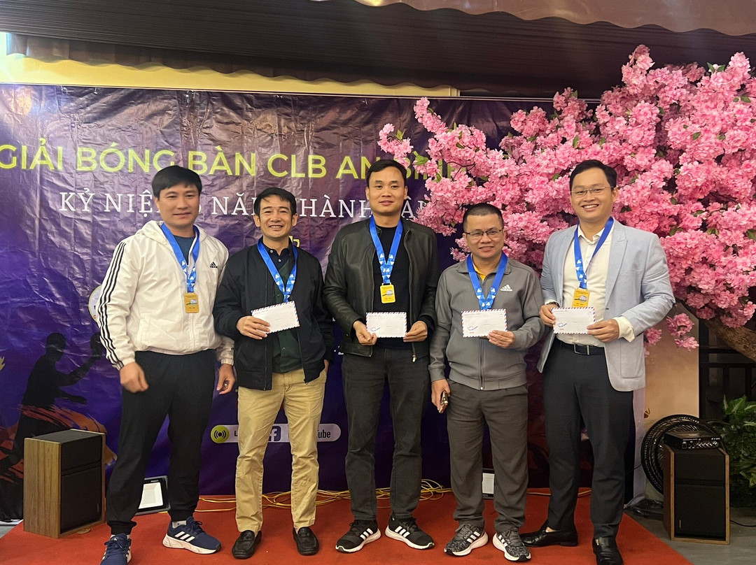 Nhà Hàng Sen Vàng - Bắc Từ Liêm