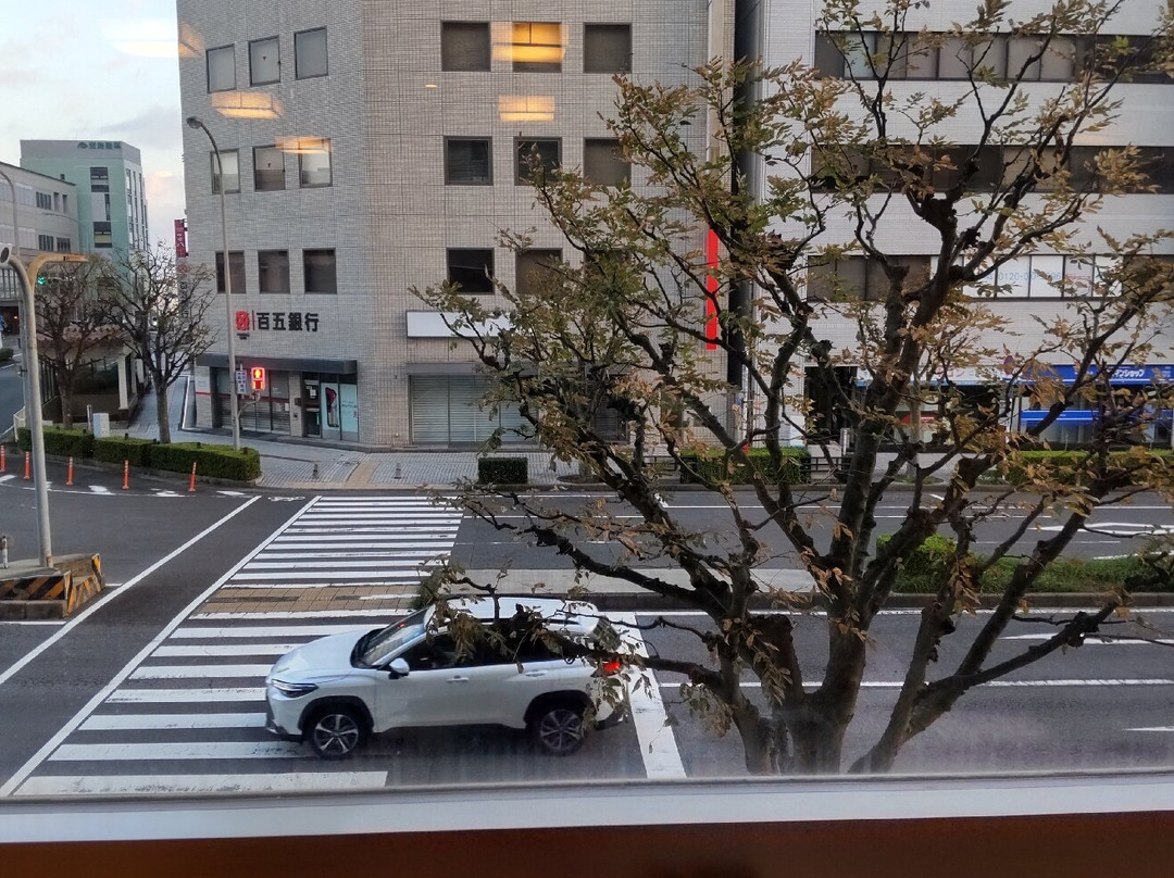 思多米酒店主图