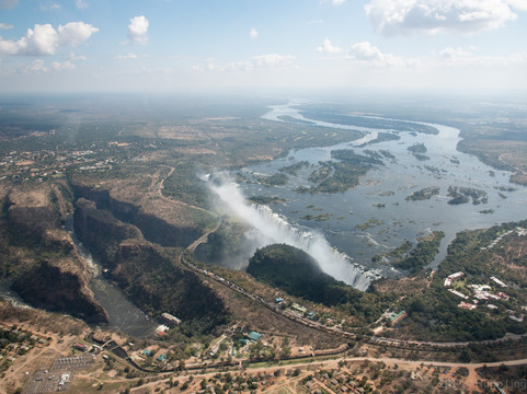 Passionate Tours and Travel-李文斯顿必去景点