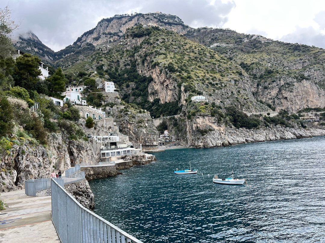 Marina di Praia Beach景点图片