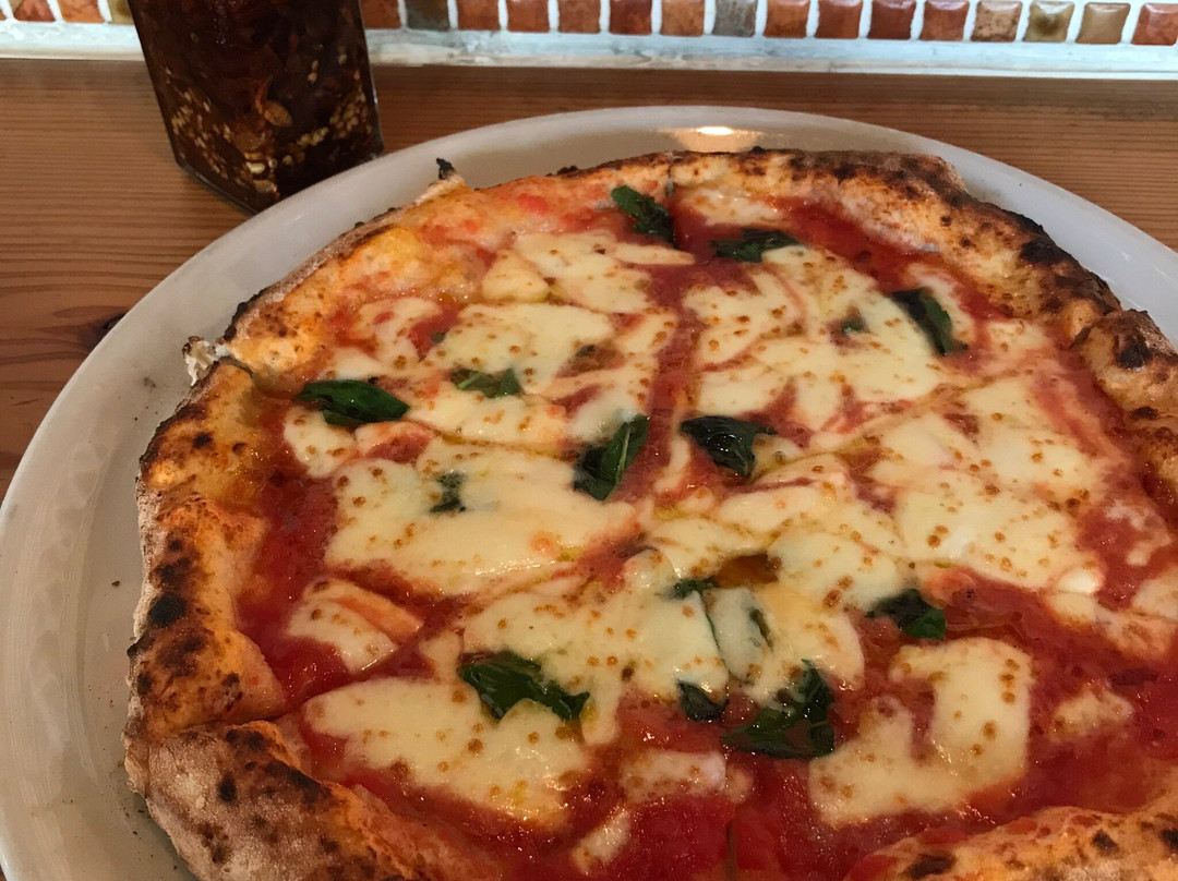 ピッツェリア　ルナノーヴァ