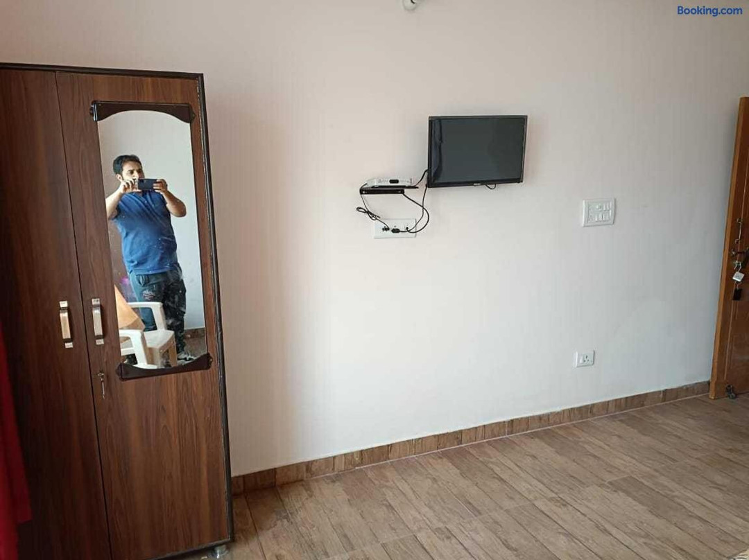 Hotel Kamand Residency