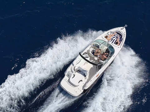 Mallorcainblue Charter-阿库迪亚必去景点