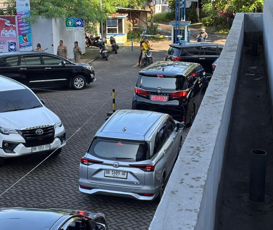 The Sentra Manado主图