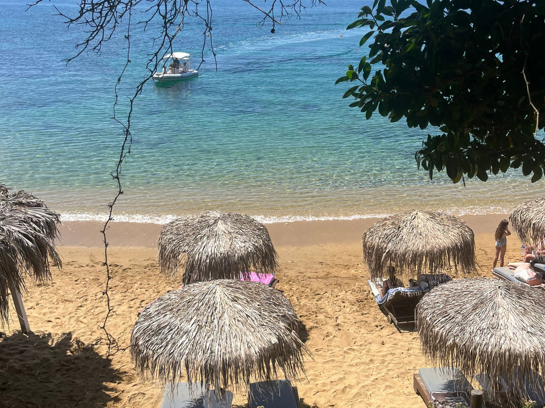 Diamandi Beach景点图片