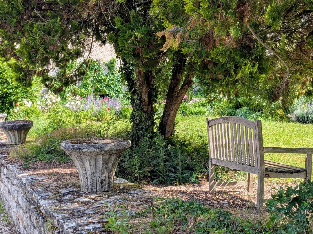 Abbaye de Reigny主图