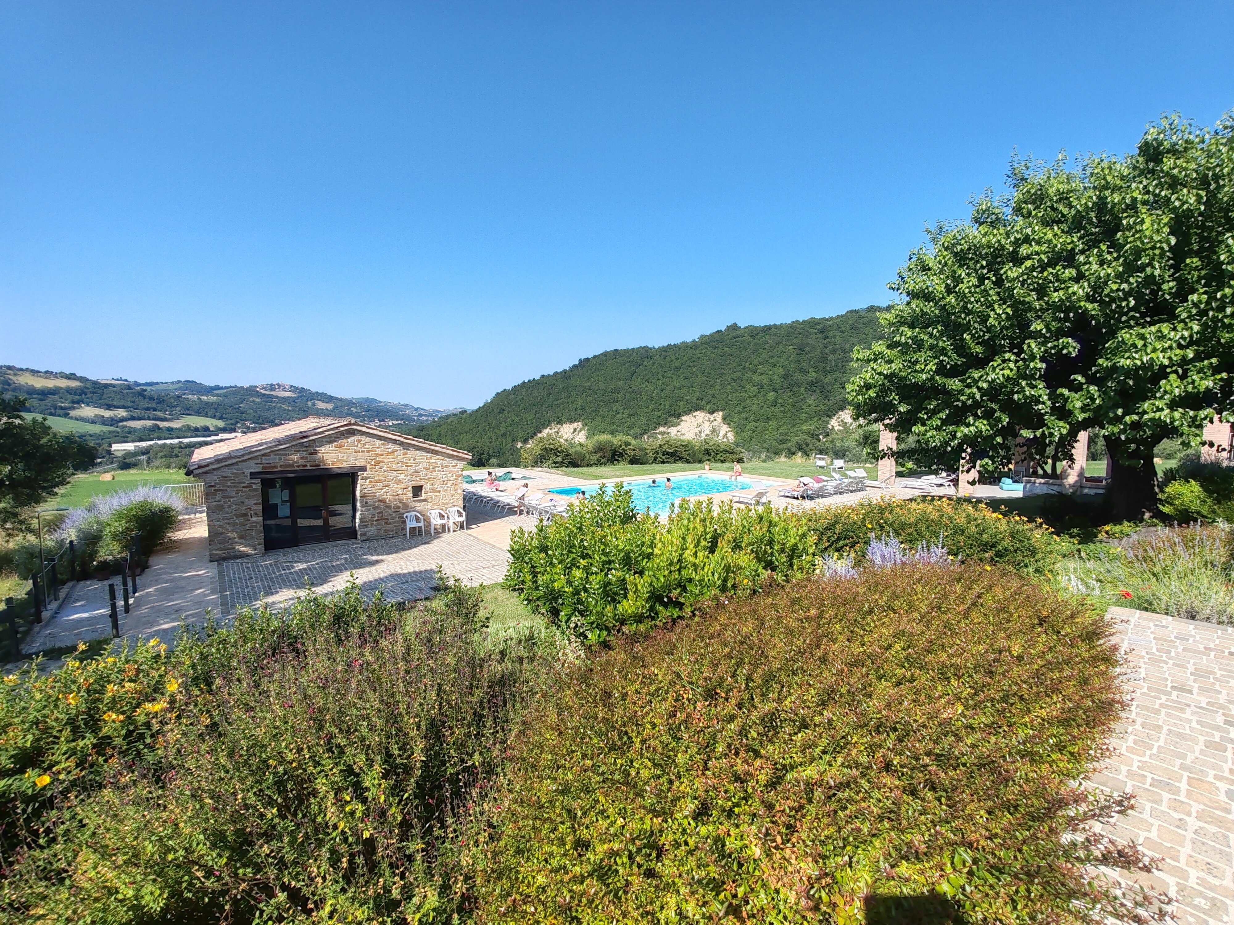 Amico Country House-官方