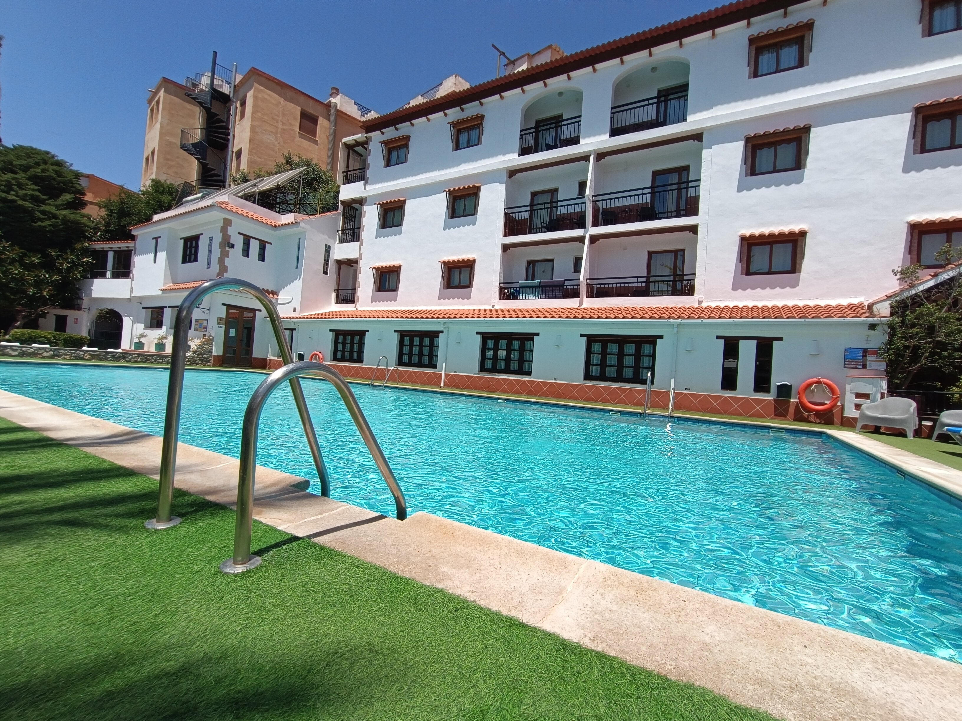 Alcadima Hotel-官方