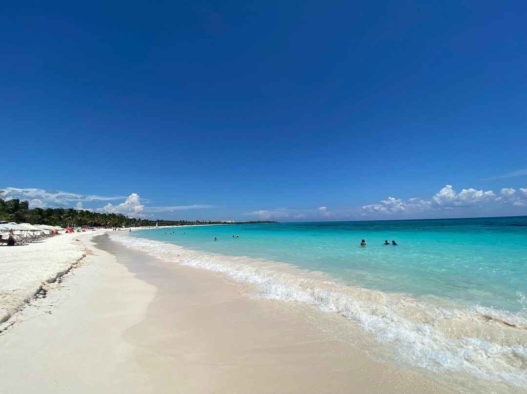 土龙沙滩-阿范特拉斯港必去景点