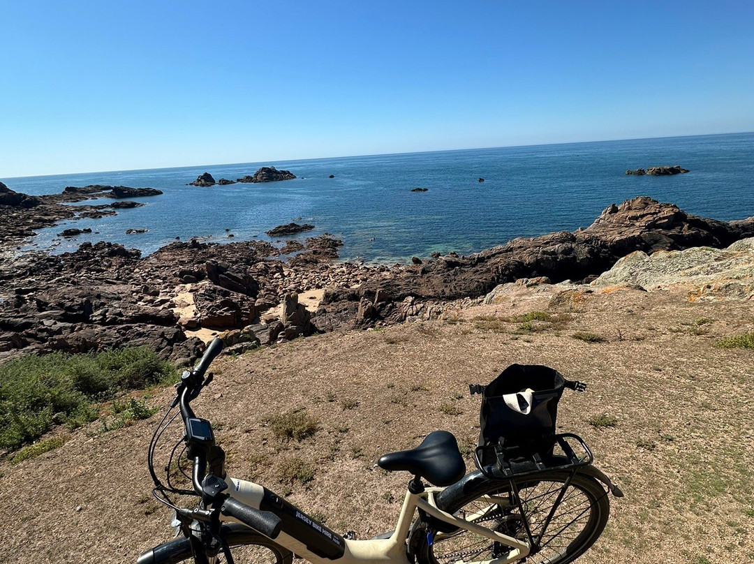 Jersey Bike Hire-St. Aubin必去景点
