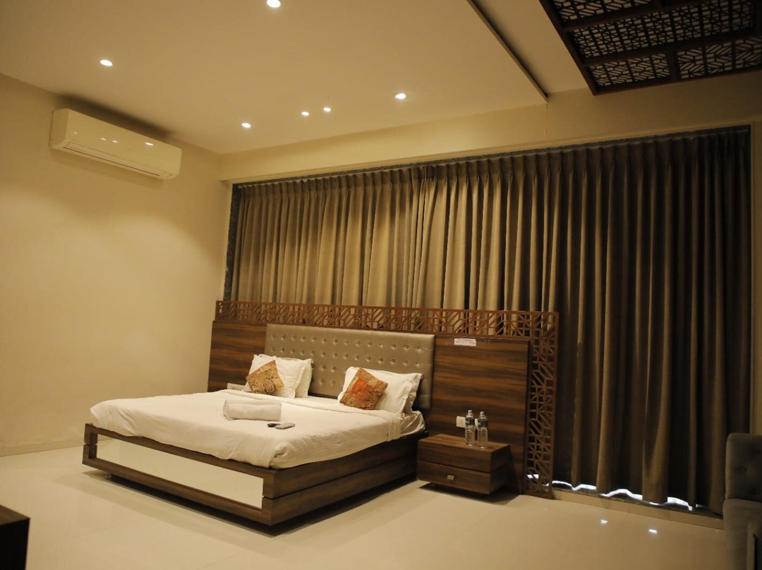 FabHotel La Victoria