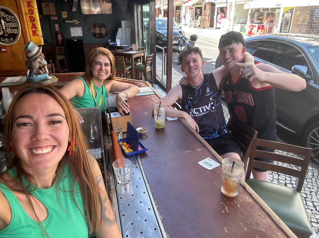 Legends Bar-阿尔布赞拉必去景点