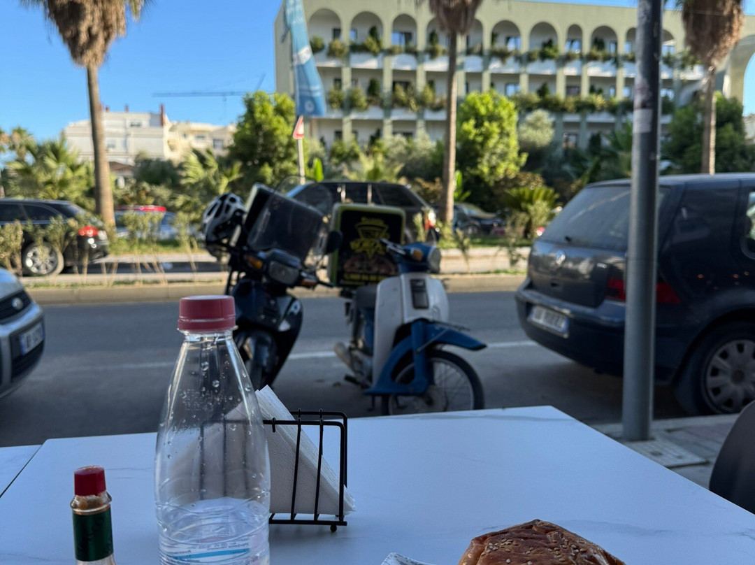 Pizza Hallall Borova主图