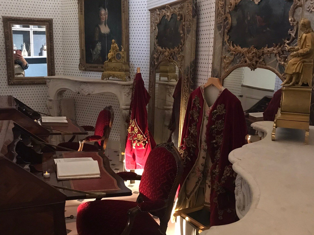 Musee et Parc Buffon-蒙巴尔必去景点