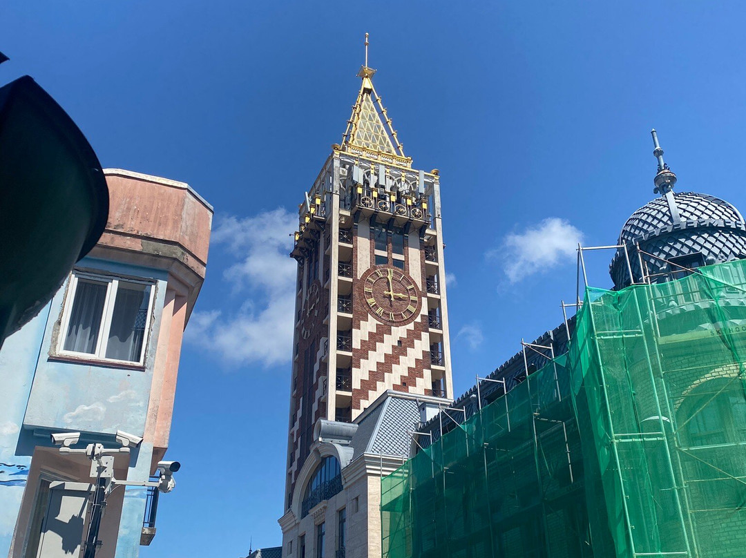 Piazza Square-巴统必去景点