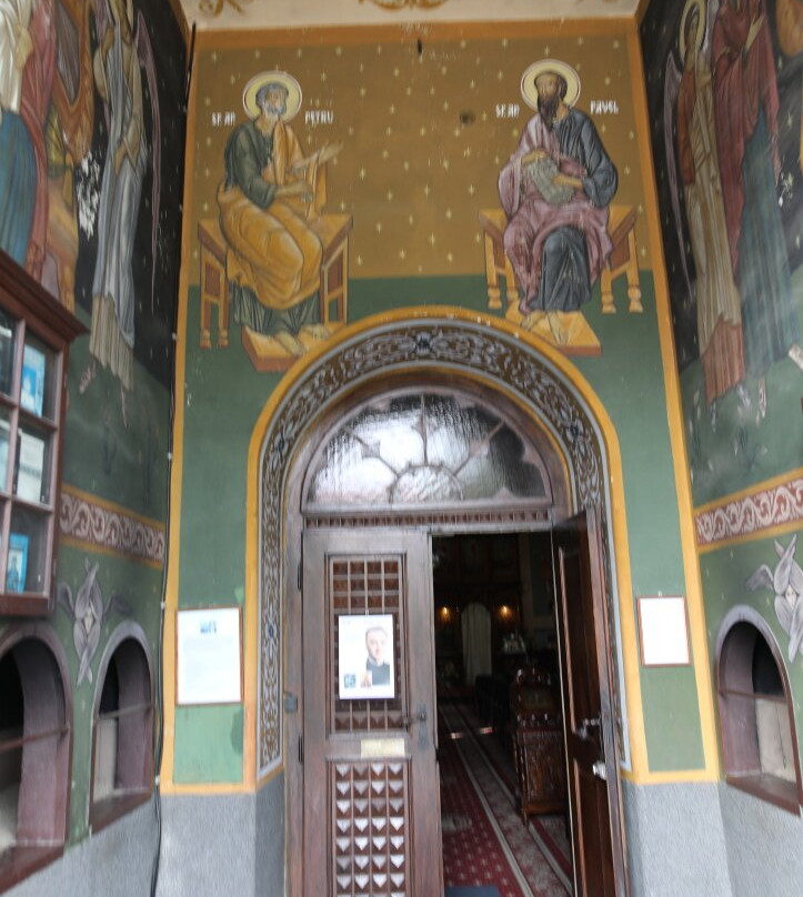 Biserica Sfinții Trei Ierarhi Din Bistrița-Bistrita Bargaului必去景点