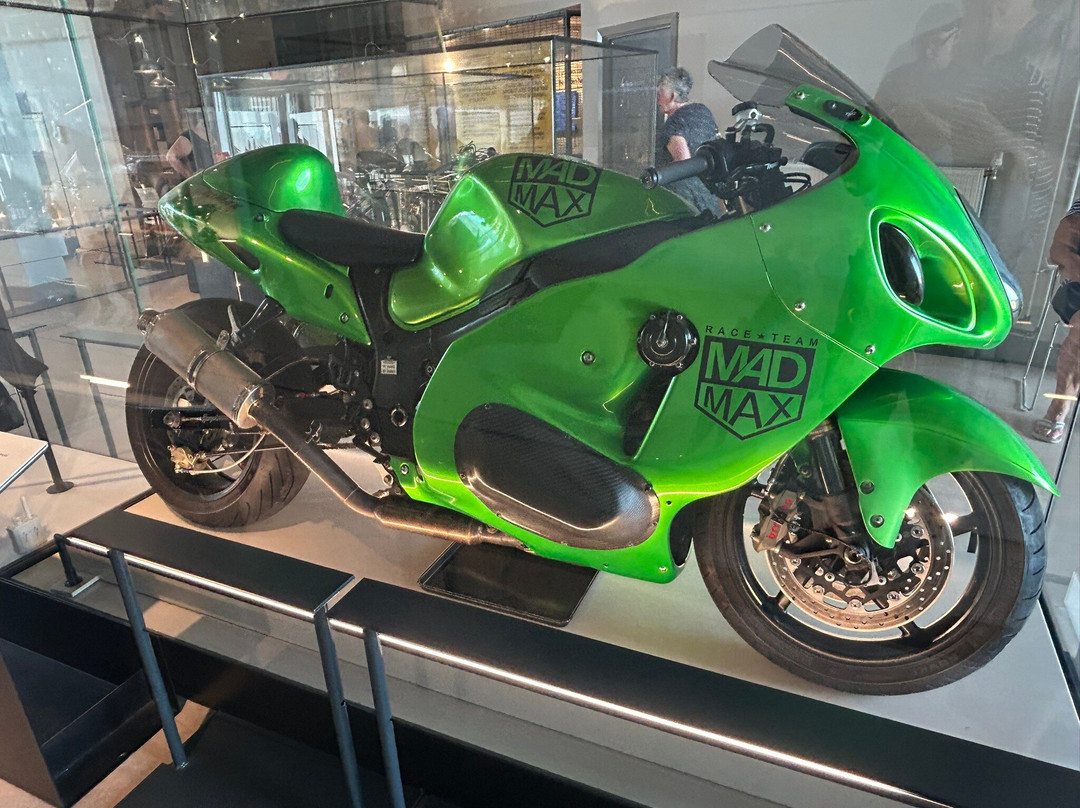 Museum Of Land Speed-Pendine必去景点