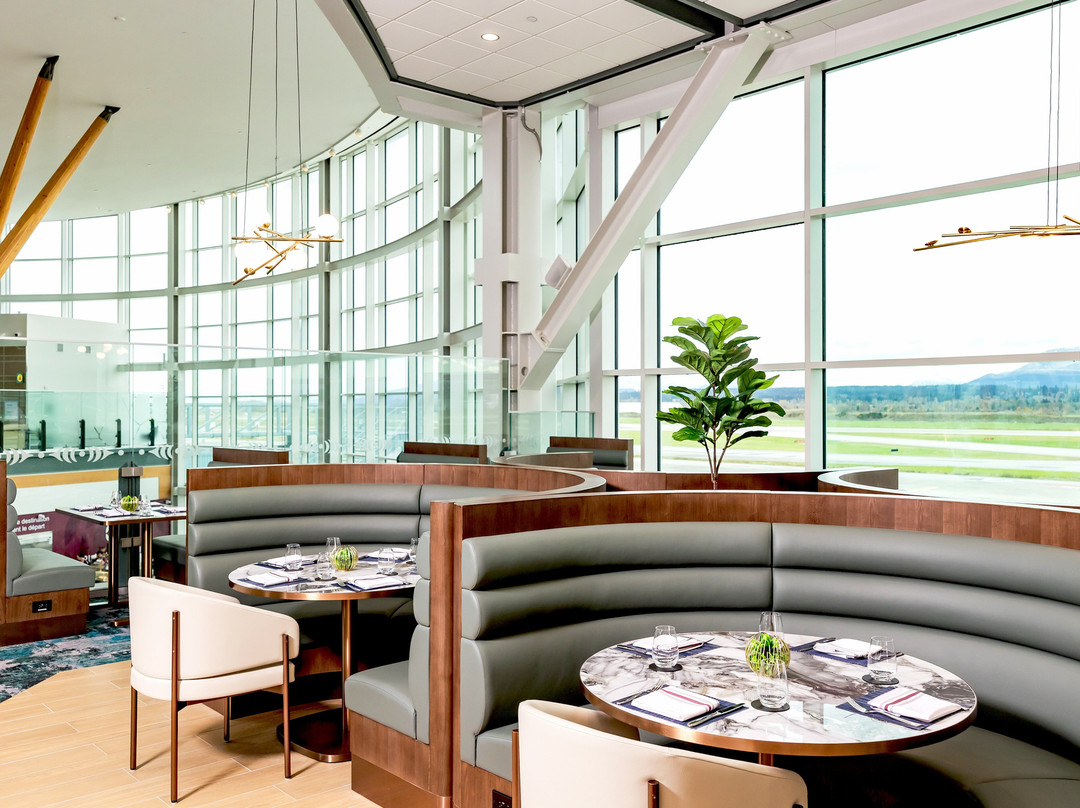 Plaza Premium First (International Departures, Pier D)-里士满必去景点
