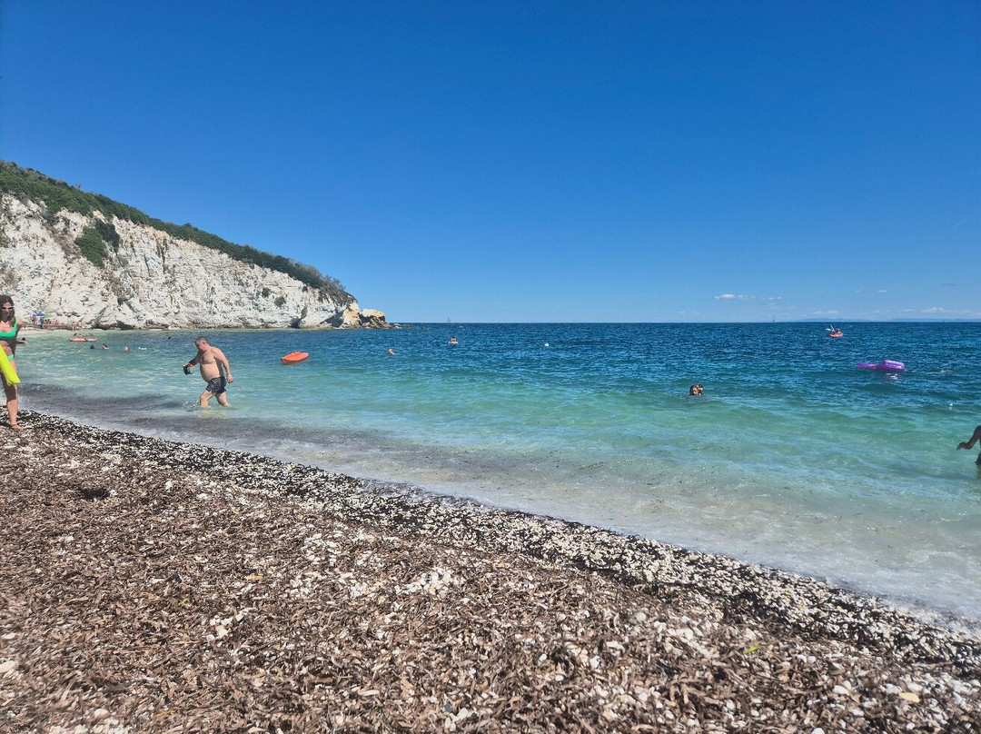 Spiaggia di Padulella-费拉约港必去景点