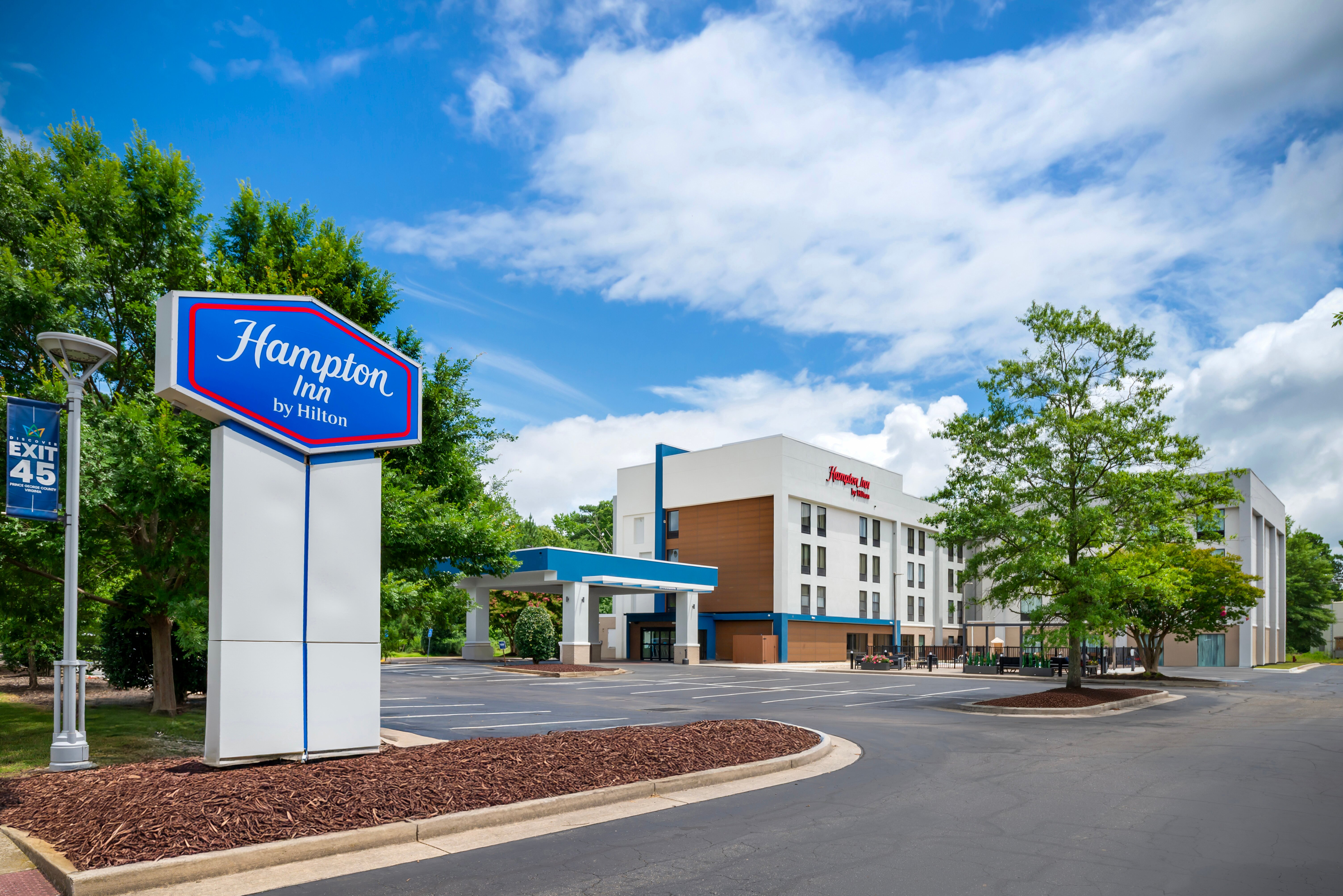 Hampton Inn Petersburg Fort Lee-浴室