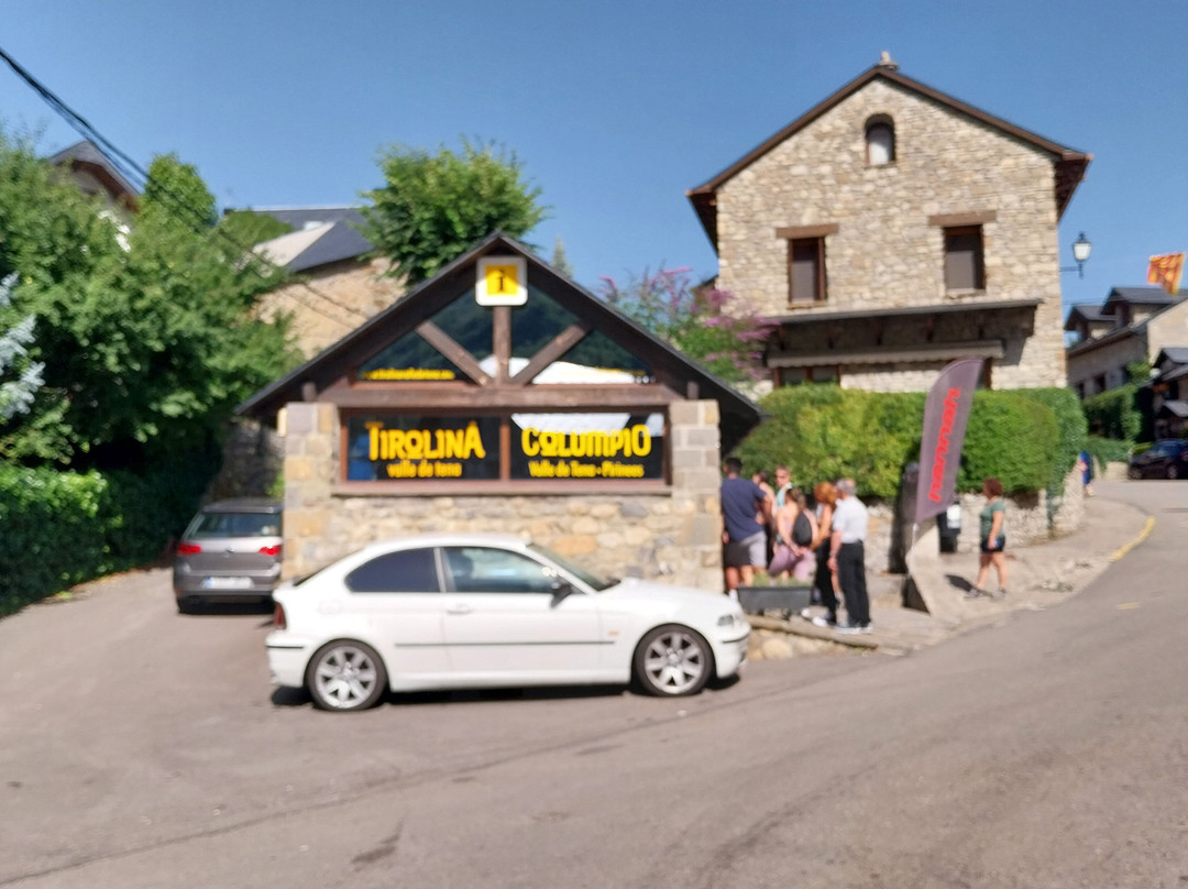 Tirolina Valle de Tena-Hoz de Jaca必去景点