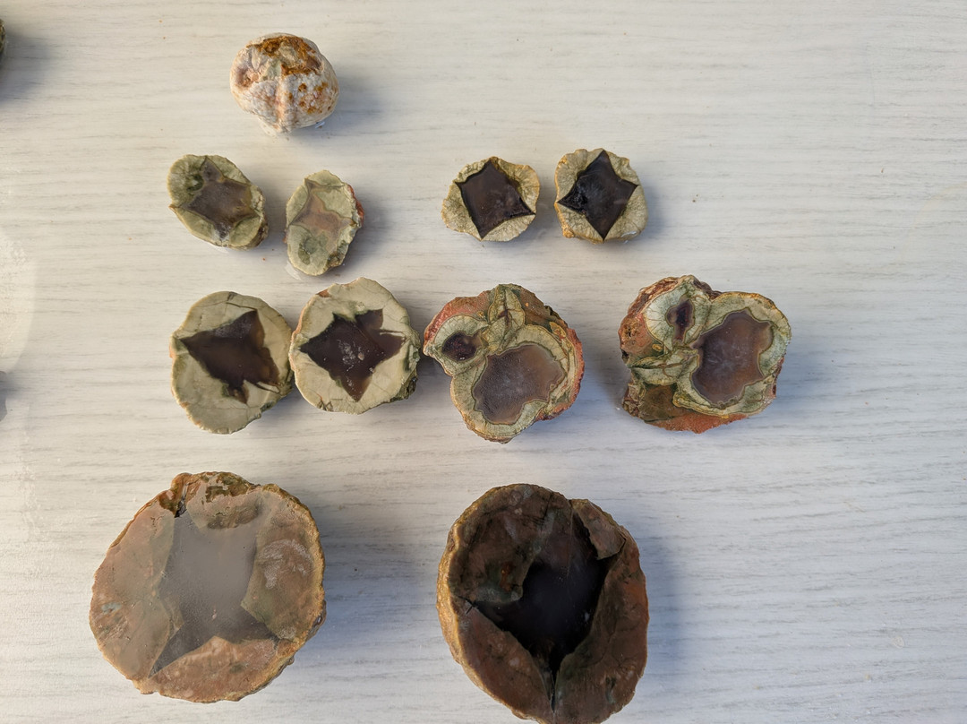 Mt Hay Gemstone Tourist Park-Wycarbah必去景点