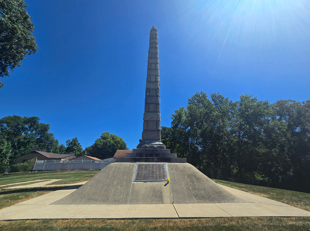 North Alton Confederate Cemetery-奥尔顿塔必去景点
