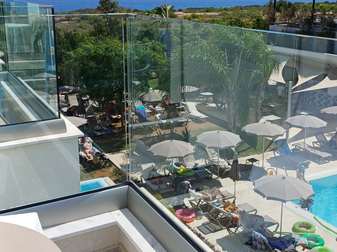 大西洋水蓝色酒店主图