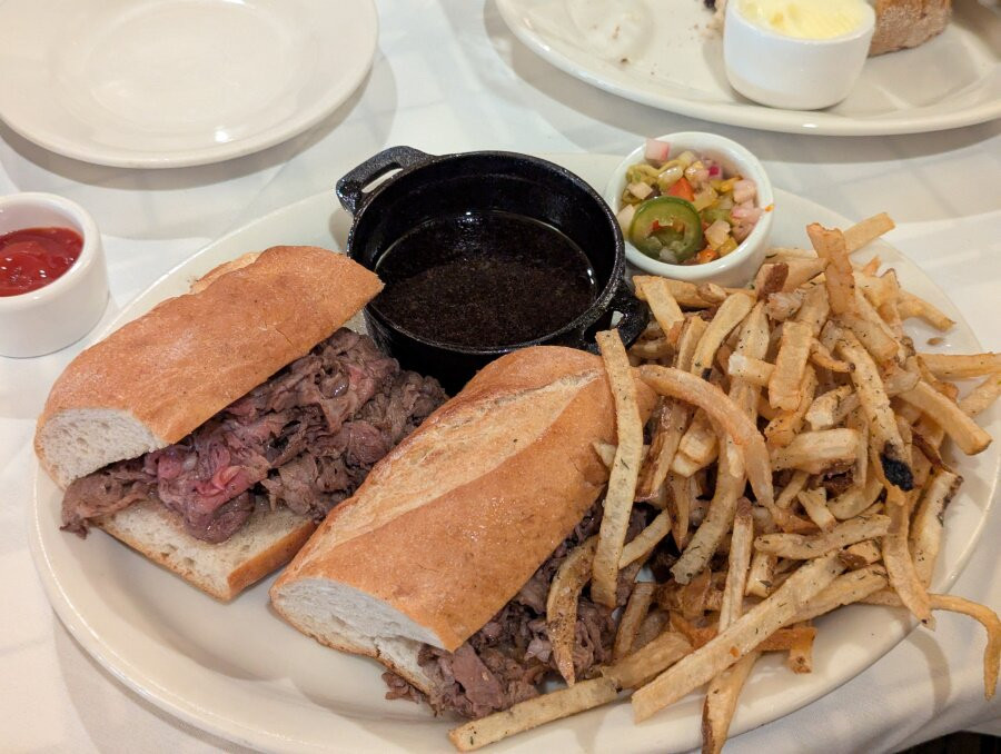 Gibsons Bar & Steakhouse - Rosemont-罗斯蒙特必去景点