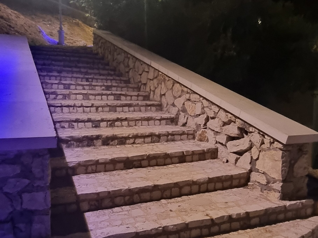 Torre Truglia-斯佩隆加必去景点