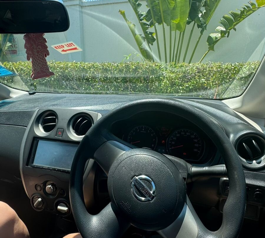 DeeDee Car Rental and Taxi Service-拿骚必去景点