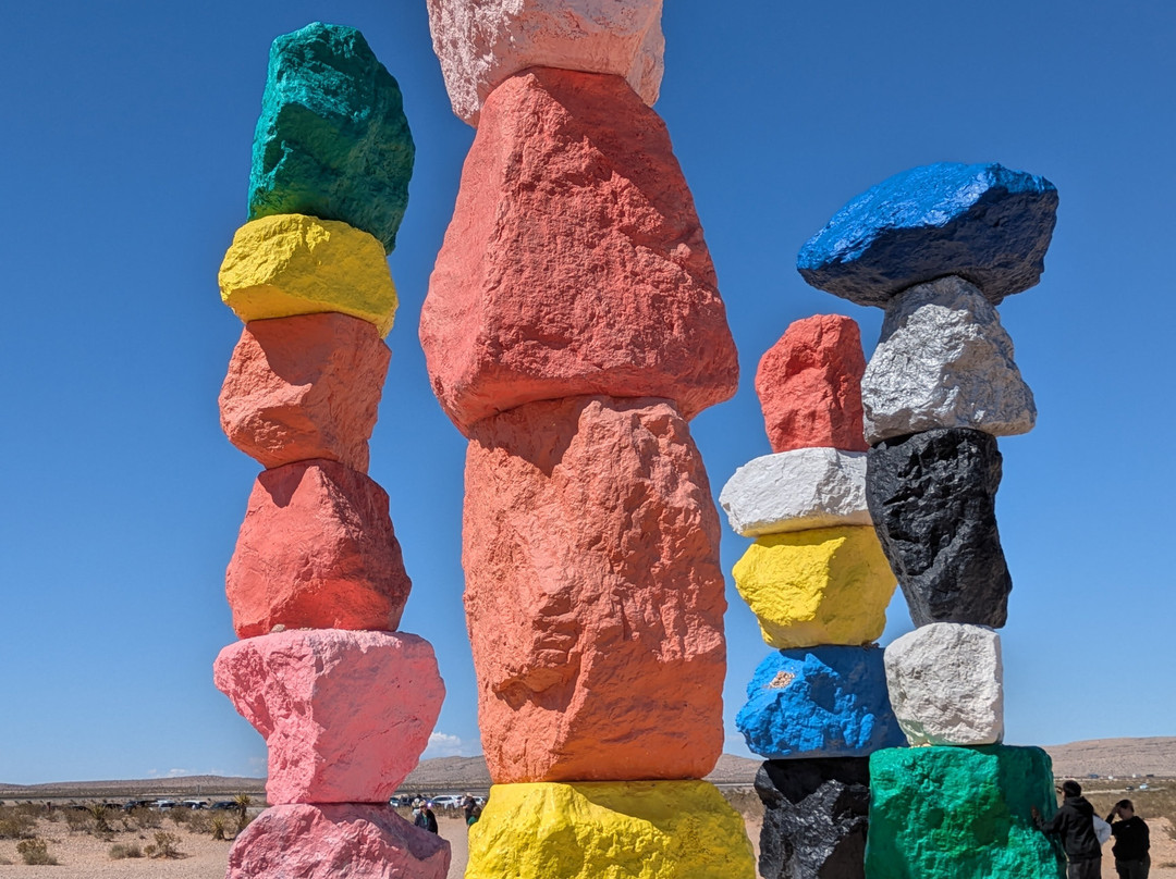 Seven Magic Mountains-Jean必去景点