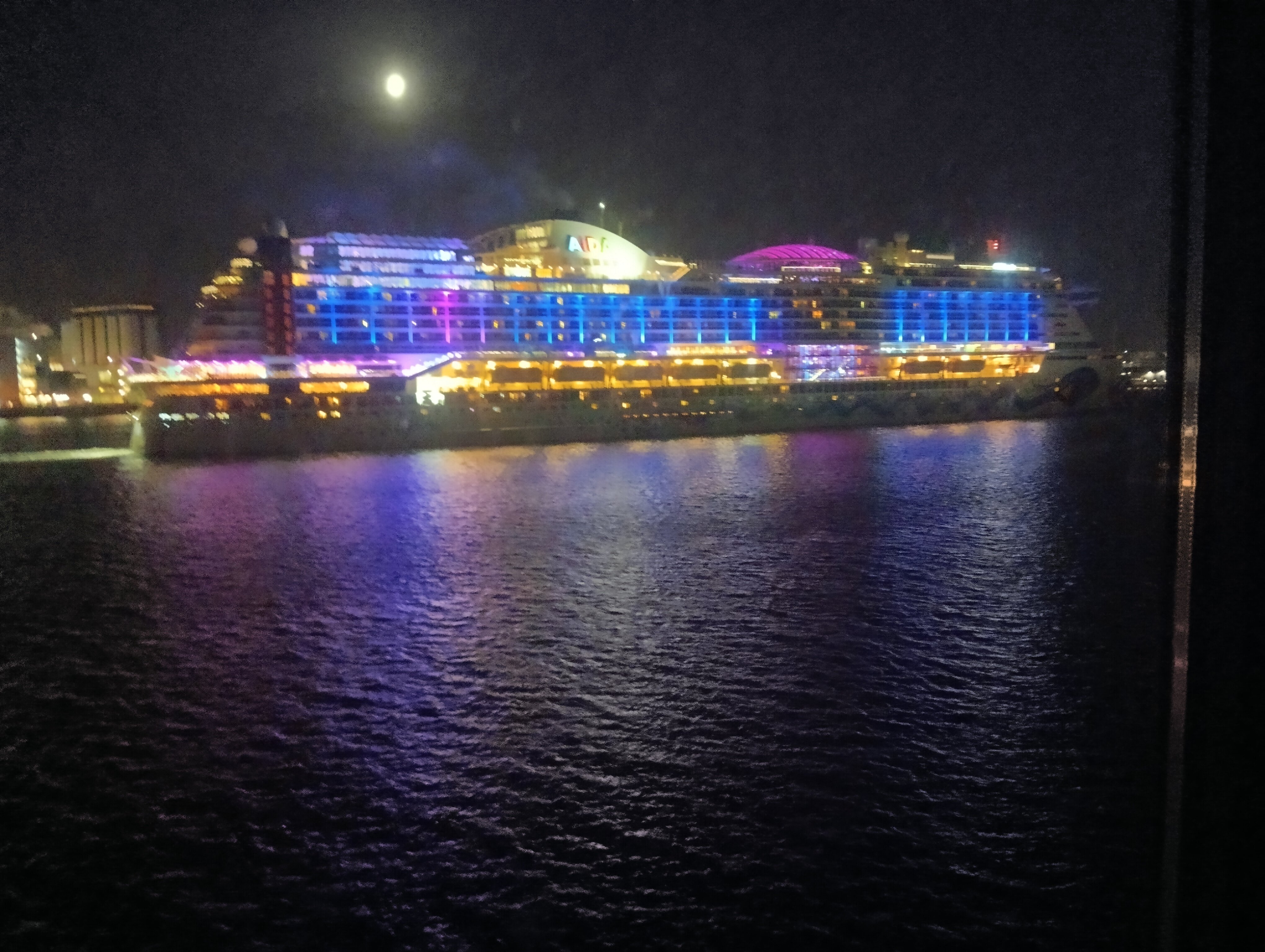Delta Hotel-官方