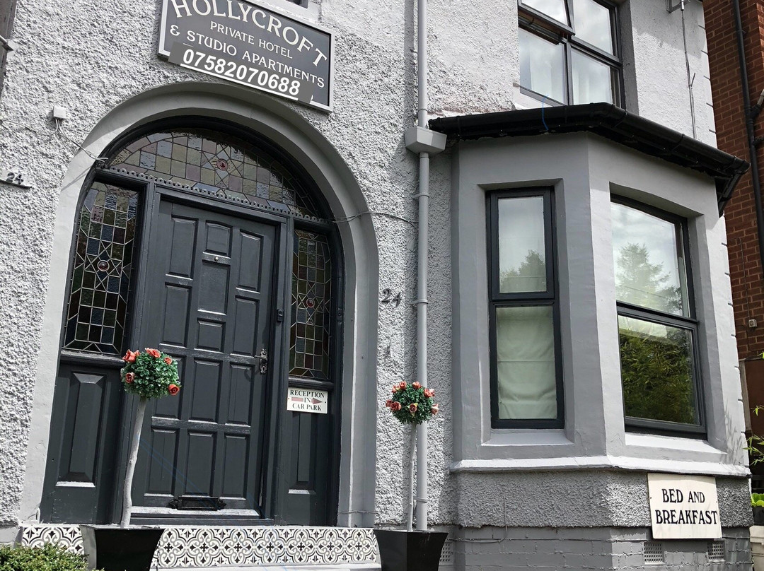 Hollycroft hotel