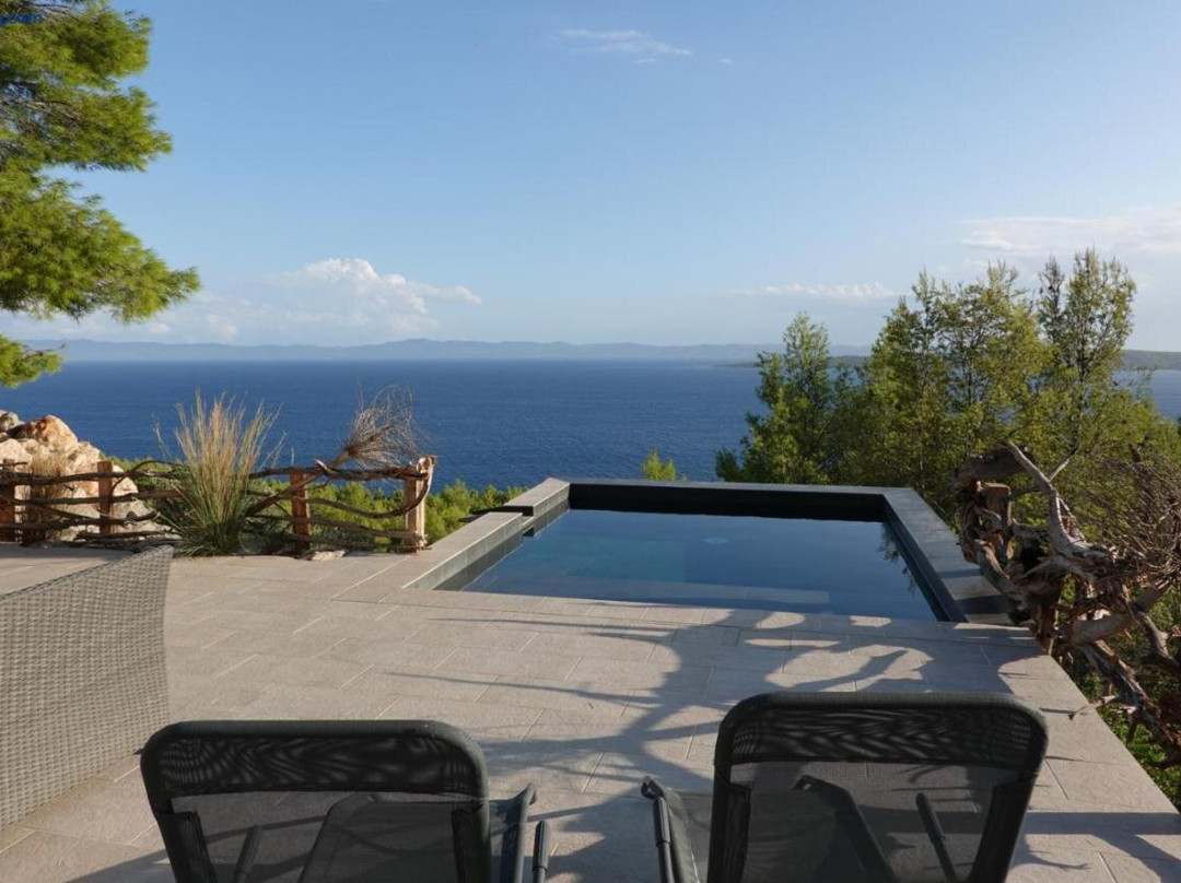 Falcon View Hvar
