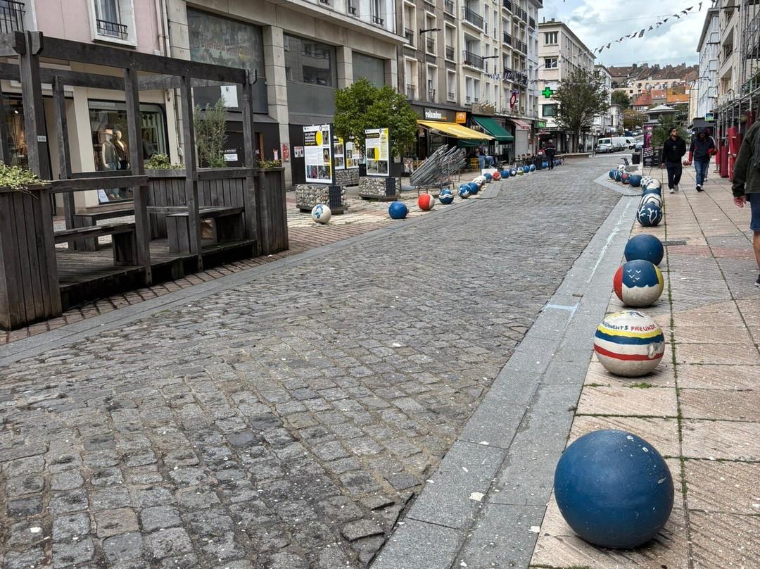 Visites Guidée Street Art-滨海布洛涅必去景点