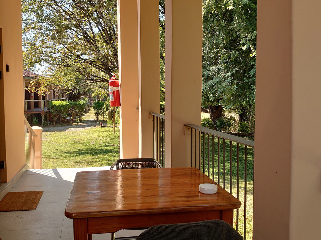 Sedia Riverside Hotel主图