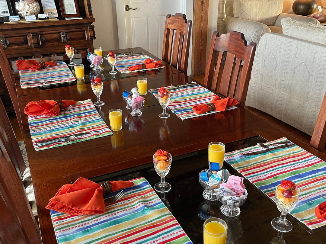 Beachfront Bed & Breakfast主图