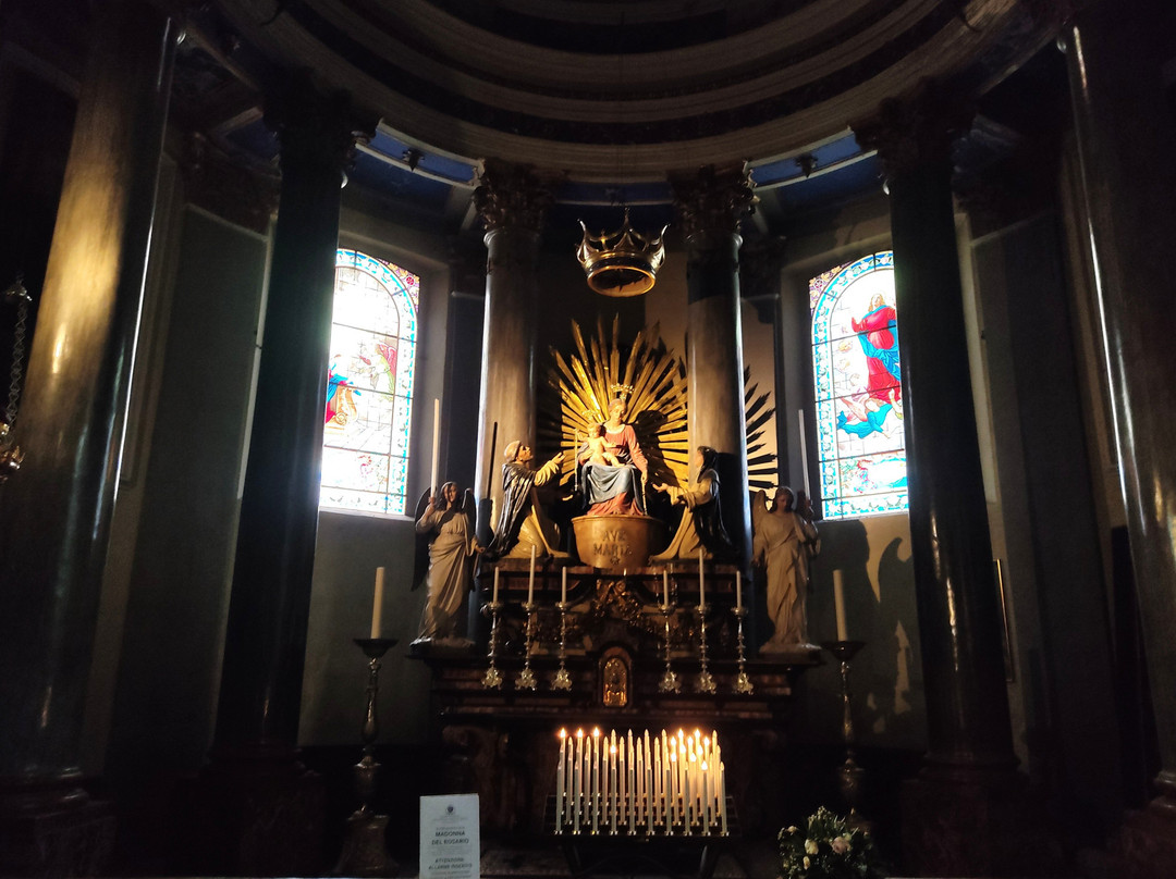 Collegiata dei Santi Gervasio e Protasio-多莫多索拉必去景点