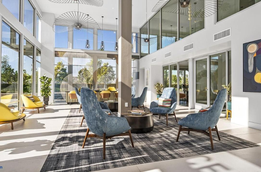 Global Luxury Suites Irvine