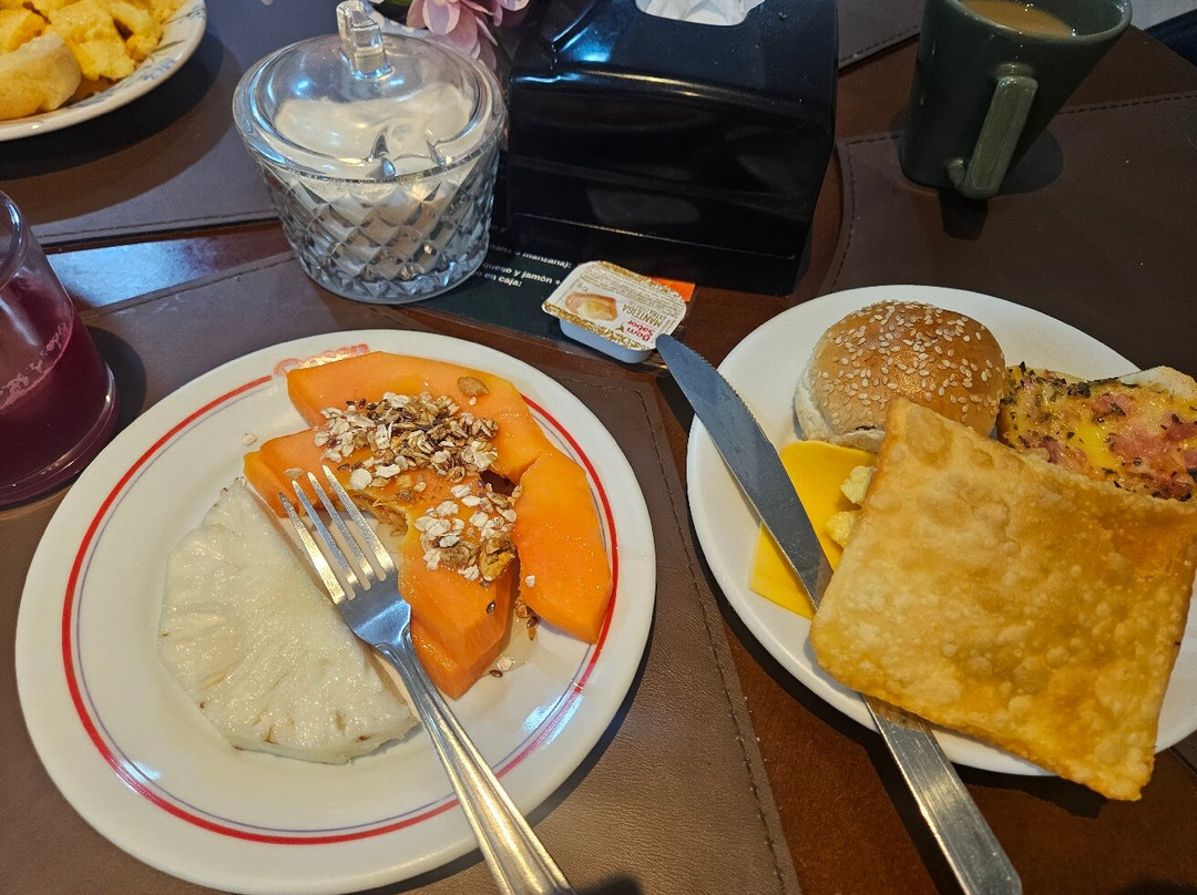 罗孙布洛克酒店主图