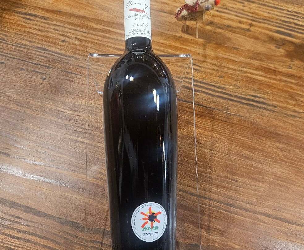 Wine Tours Lanzarote-卡门港必去景点