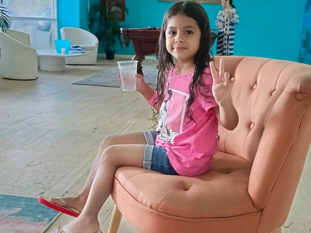 Agua Dorada Beach Hotel主图